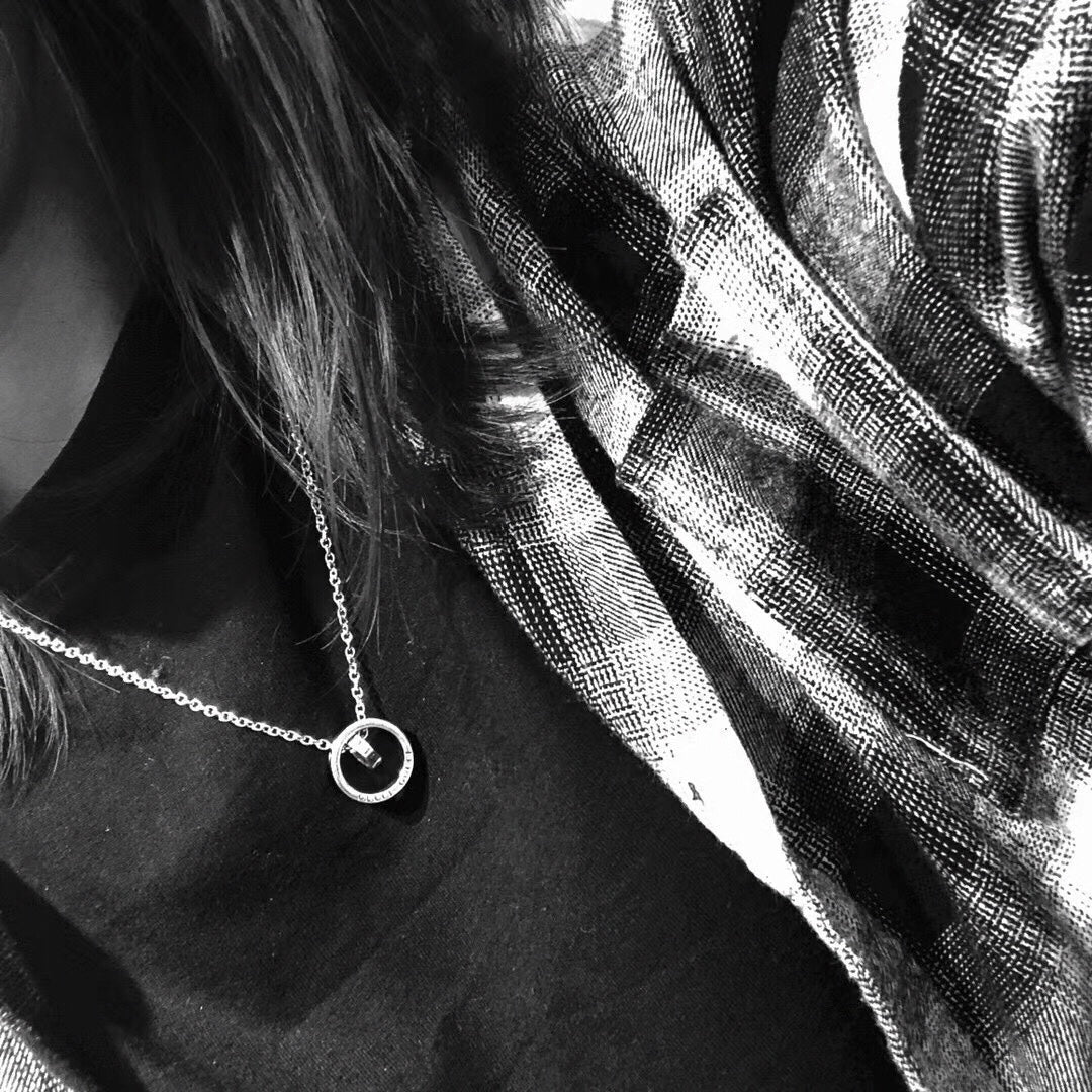 Gucci - Колье 005