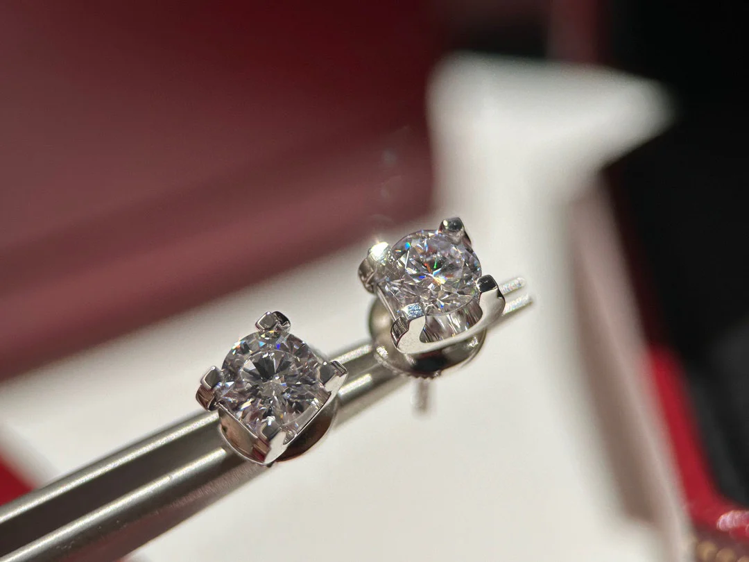 Серьги Cartier 013