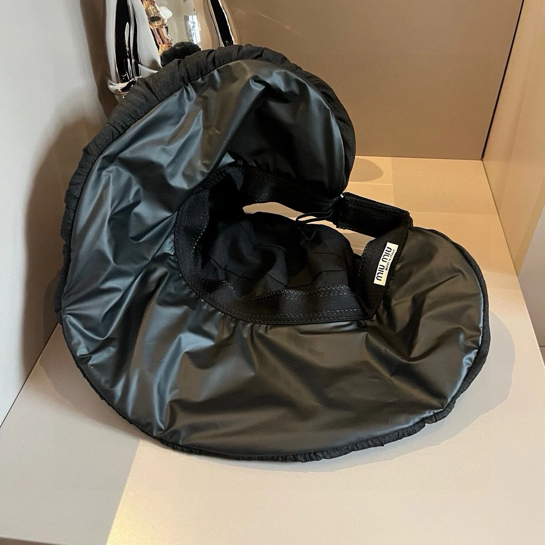 Miu Miu - Новая элегантная рыбацкая шляпа 2024 года - Черная