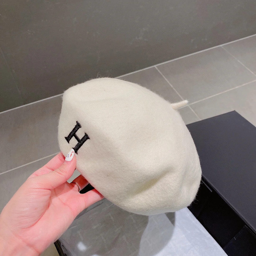 Шерстяной берет Hermes - белый