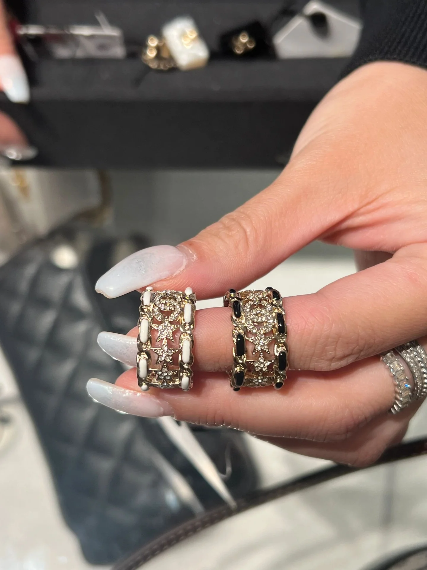 Кольцо Chanel 037