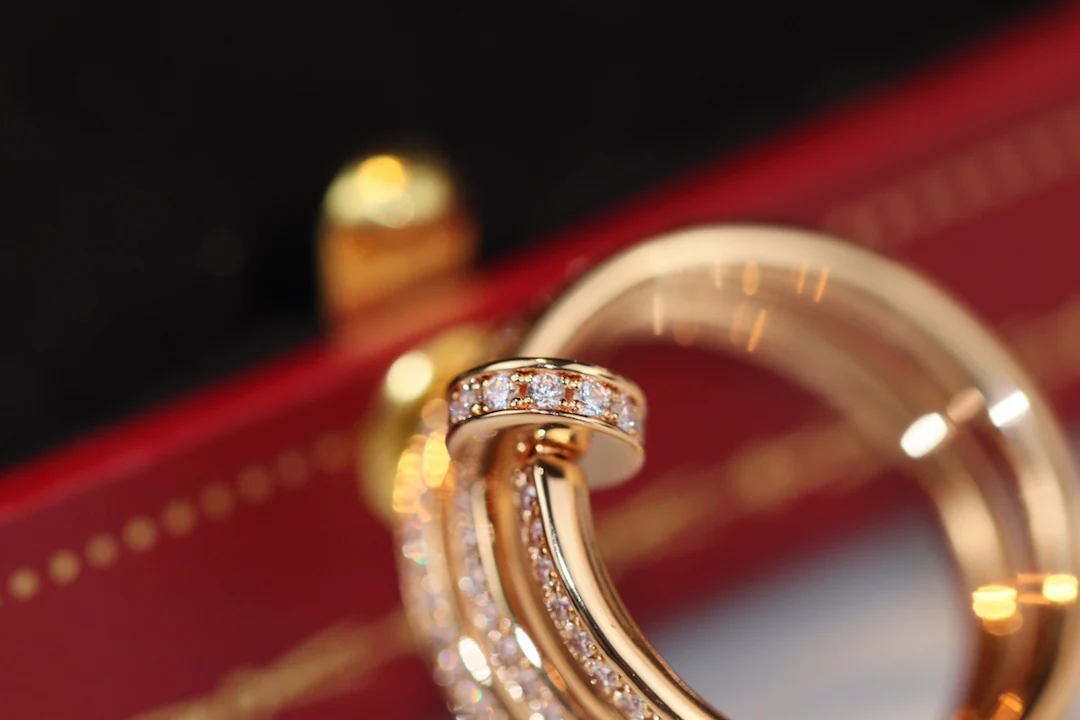 Cartier - Кольцо в виде трехрядного гвоздя - Полностью бриллиантовое