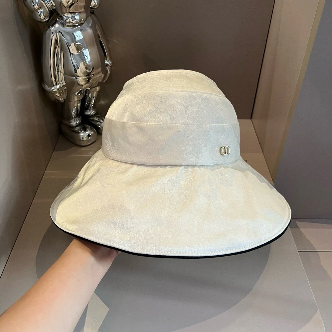 Dior - Ветрозащитная тканевая панама с бабочкой - Белая