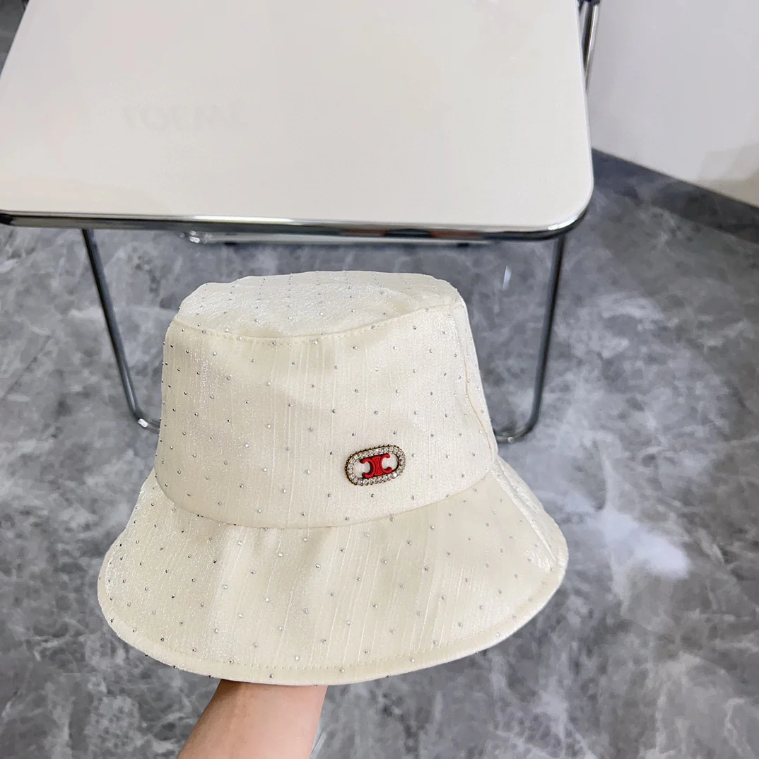 Новая роскошная рыбацкая шляпа Celine 2024 с стразами - белая.