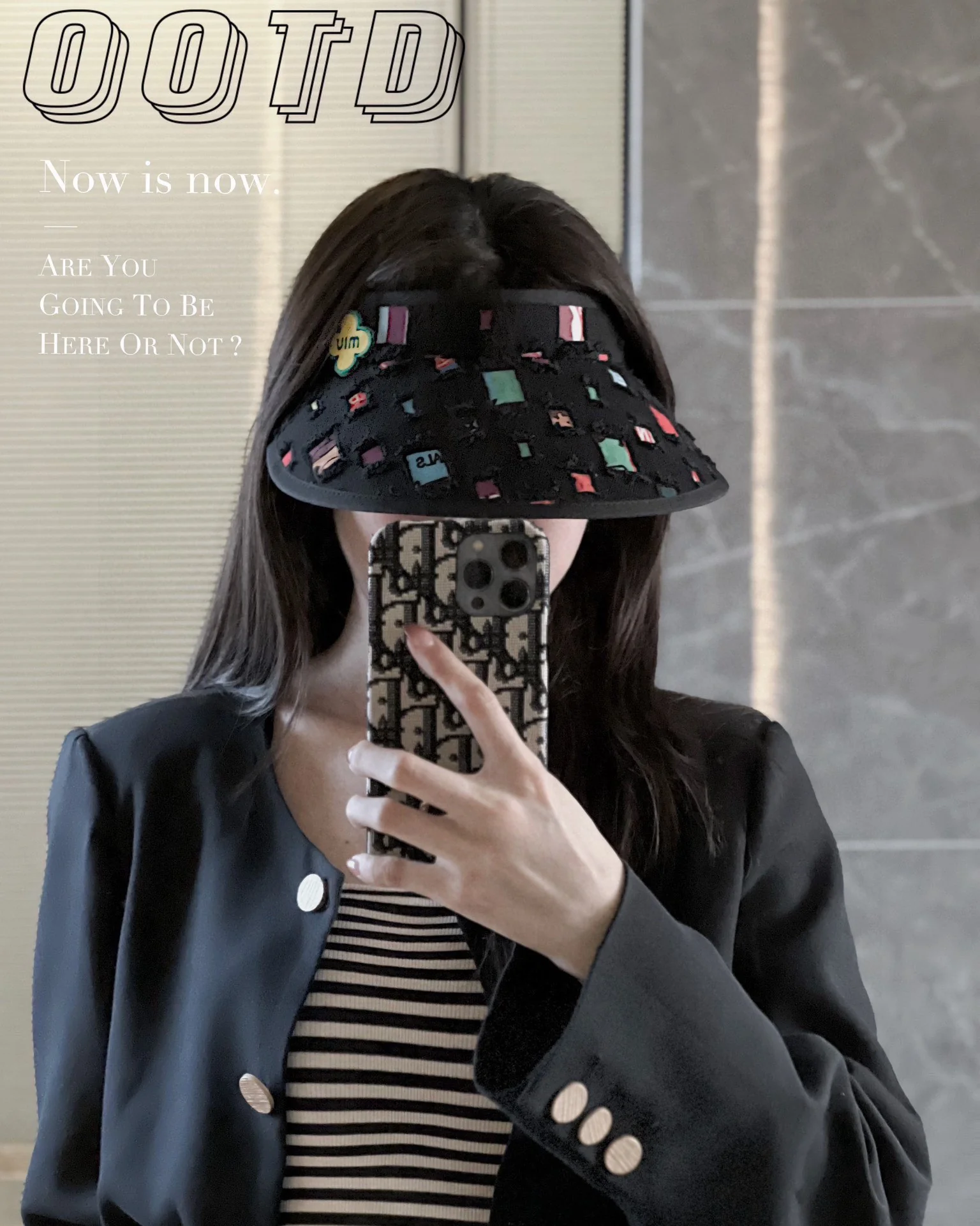 Новые поступления коллекции Miu Miu весна/лето 2023 - Козырек - Солнцезащитная шляпа - Черная