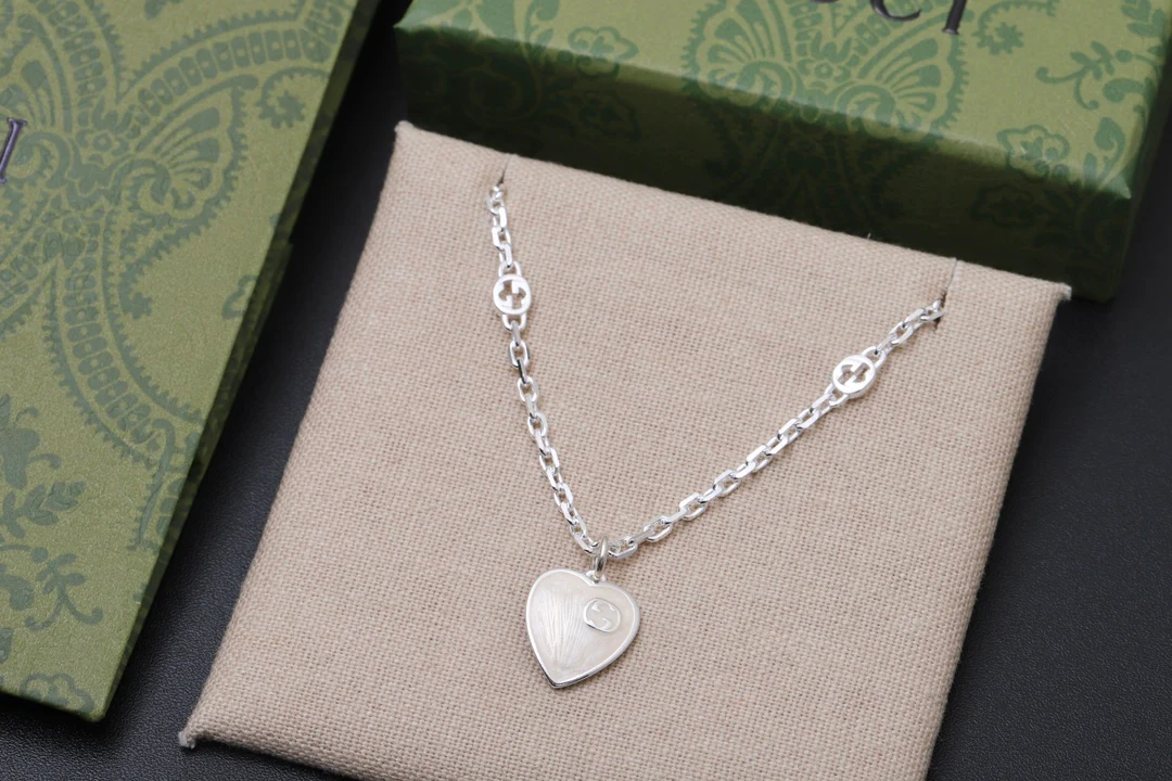 Gucci - Колье 073