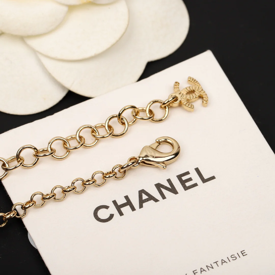 Chanel - Колье 450