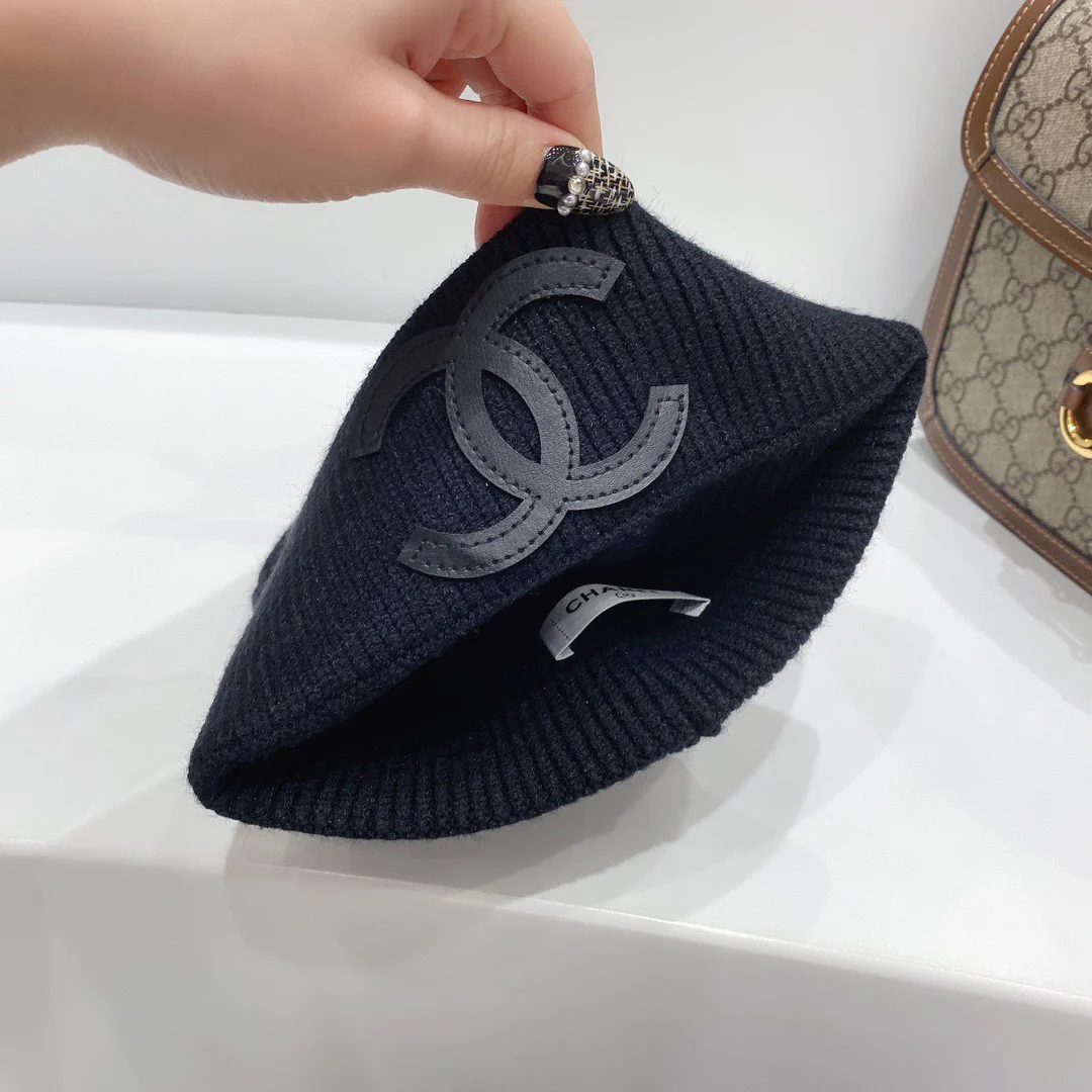 Chanel - Вязаная шапка-бини - Рекомендовано инфлюенсерами - Черная