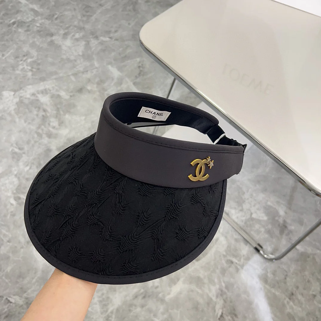Новая плиссированная солнцезащитная шляпа Chanel 2024 года, лето 2024 года - черная.