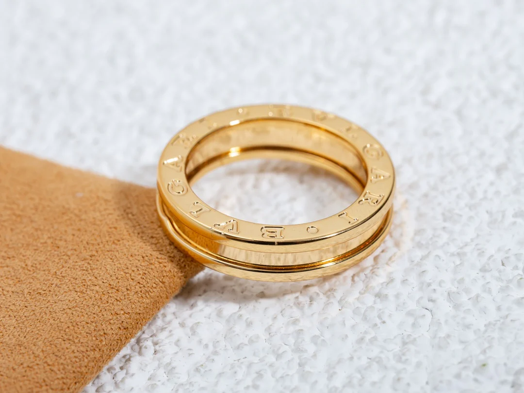 Кольцо Bvlgari 012