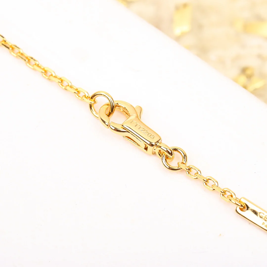 Celine - Колье 030