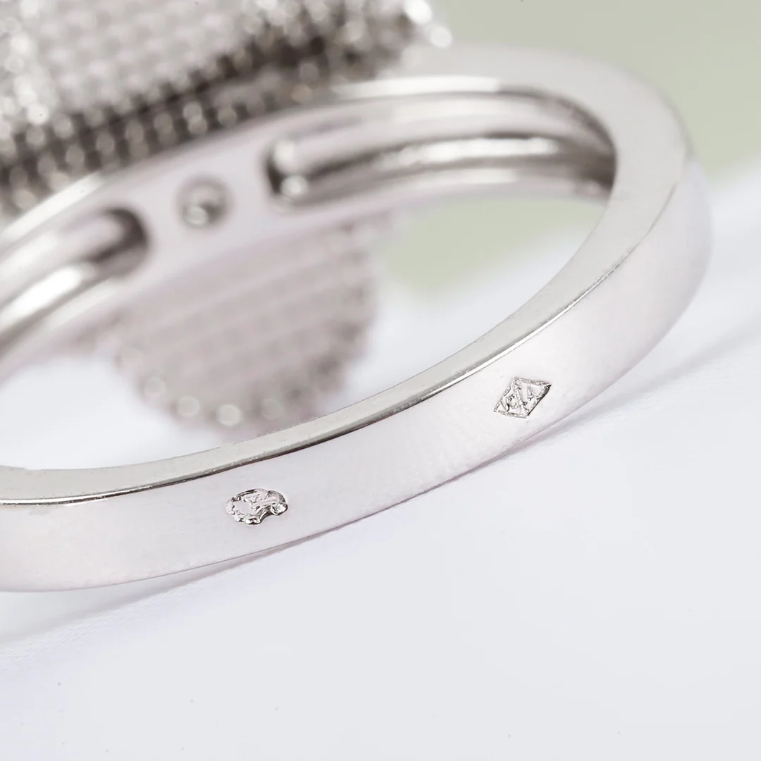 Ван Век - Кольцо 021