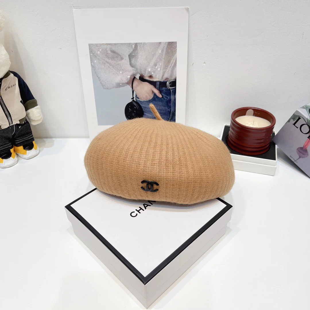 Шерстяной берет Chanel - 1