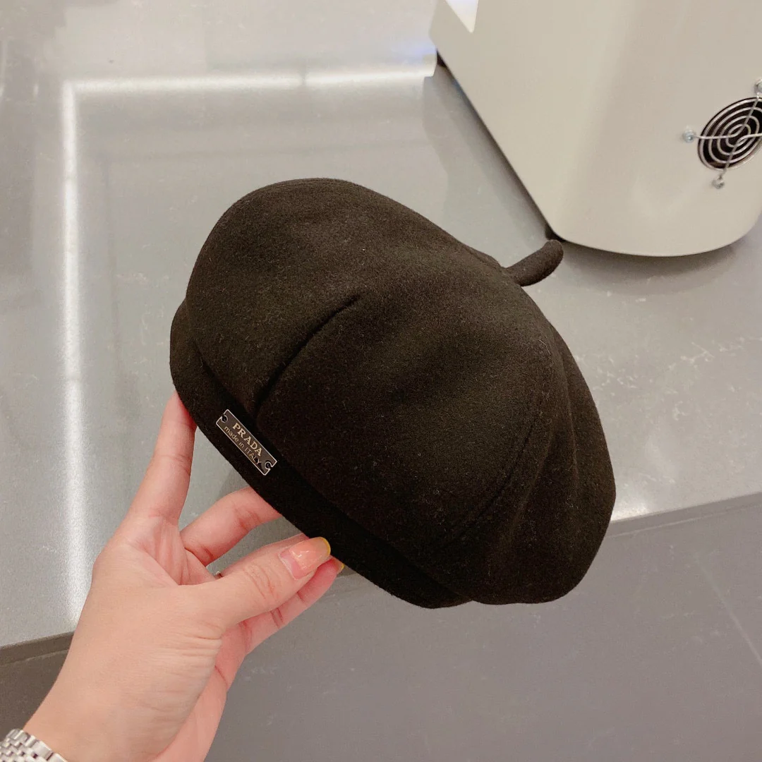 Шерстяной берет Prada - черный - 1