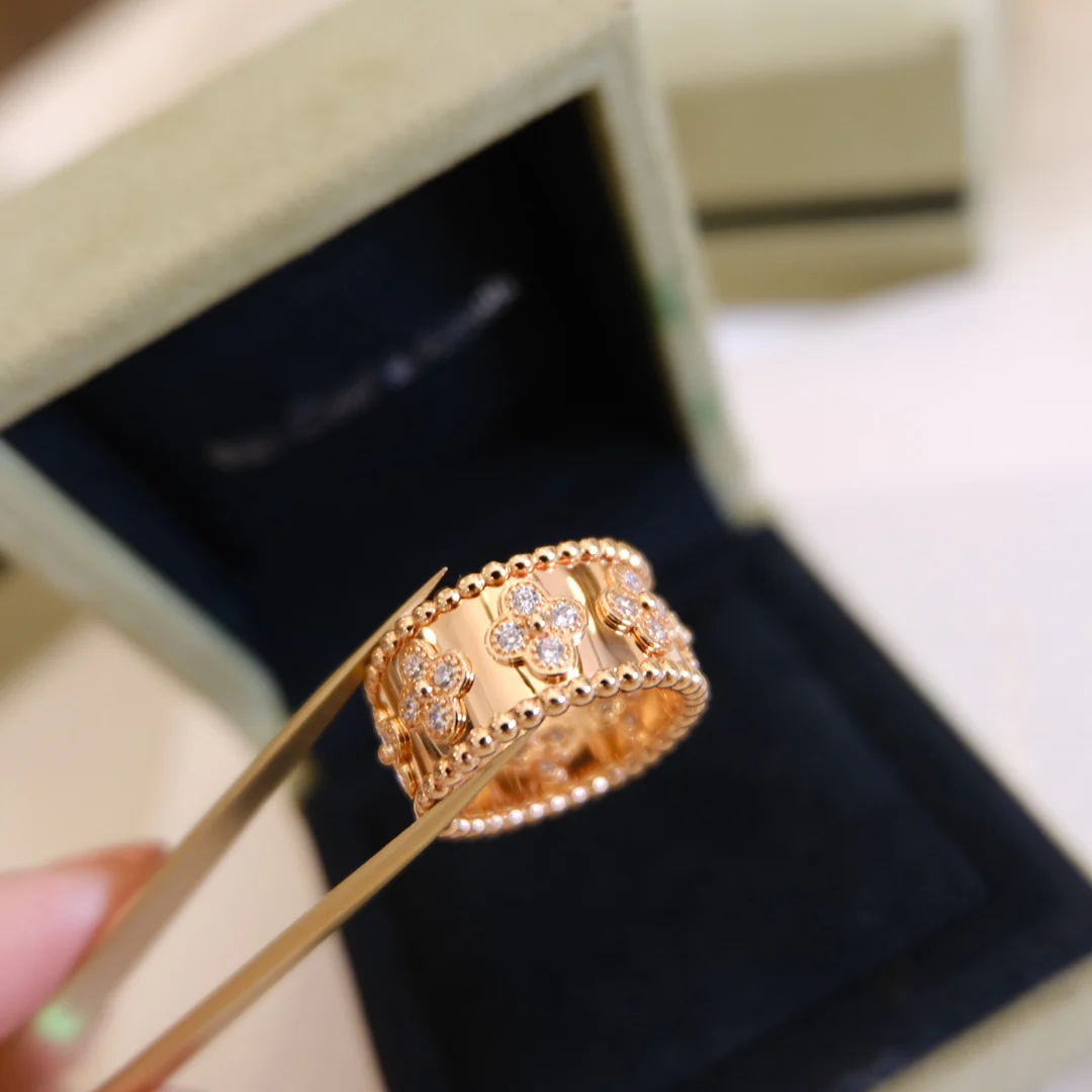 Ван Век - Кольцо 006