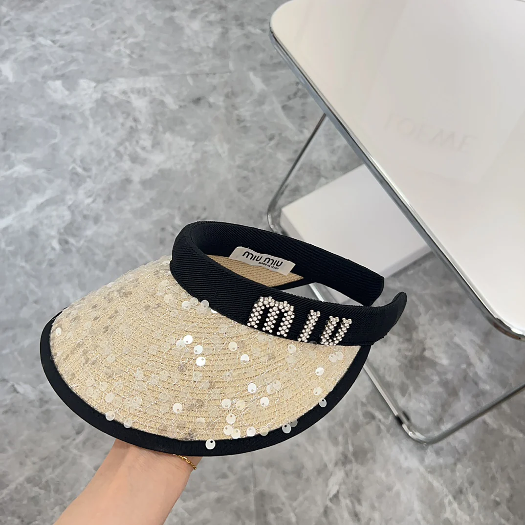Новая летняя солнцезащитная шляпа Miu Miu 2024 с пайетками, абрикосового цвета.