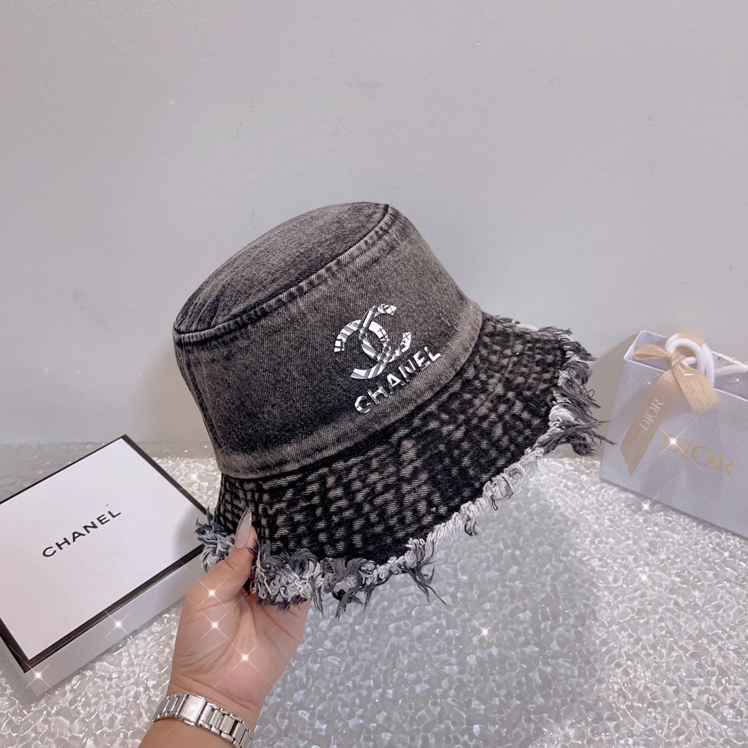 Chanel - Рыбацкая шляпа в стиле 