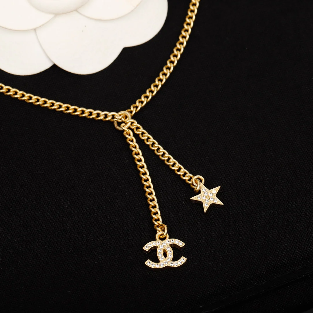 Chanel - Колье 374