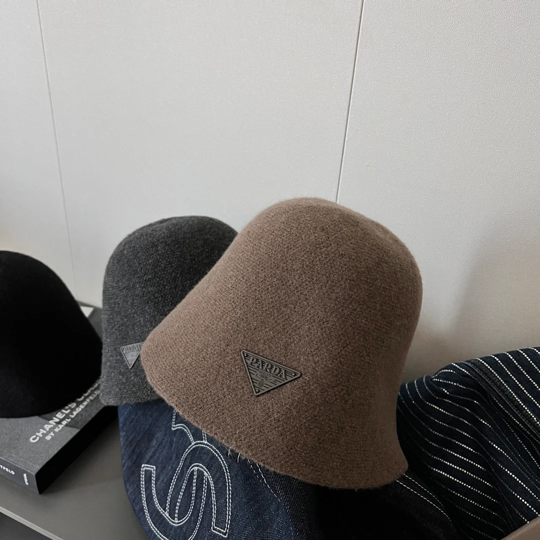 шерстяная панама Prada