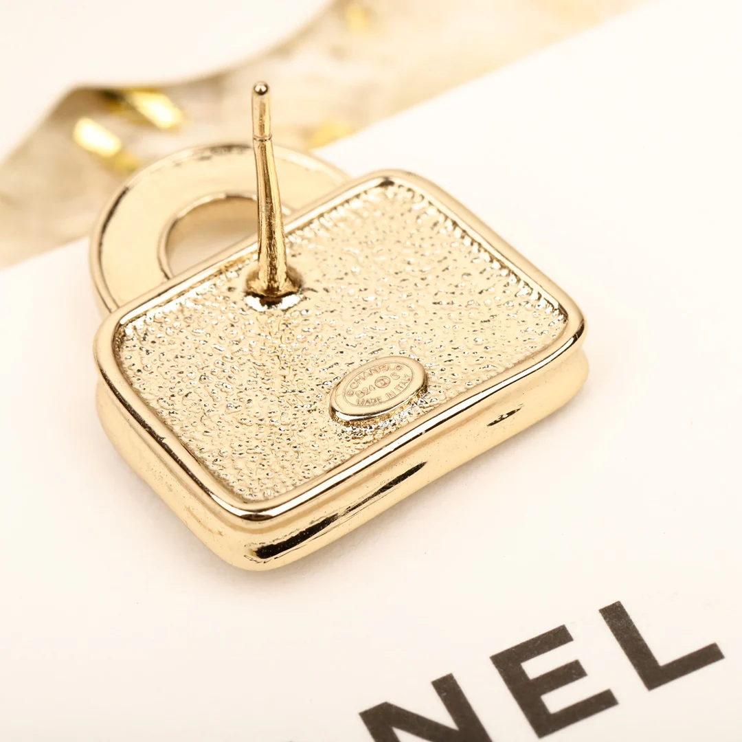 Серьги Chanel 888