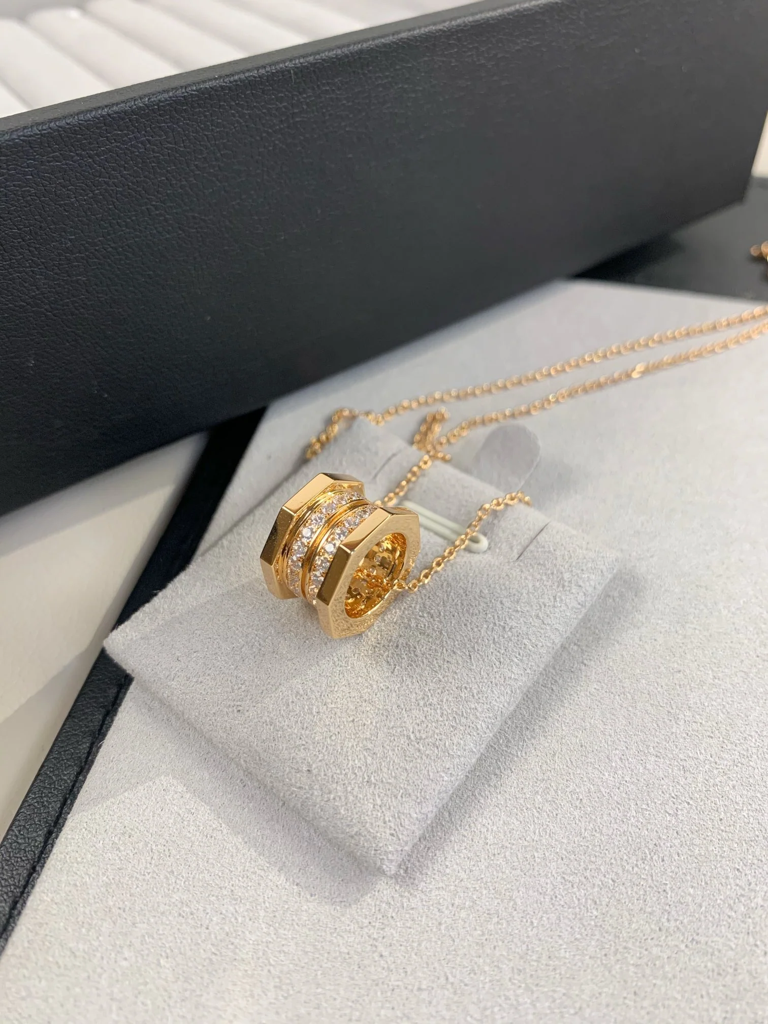 Cartier - Колье 021