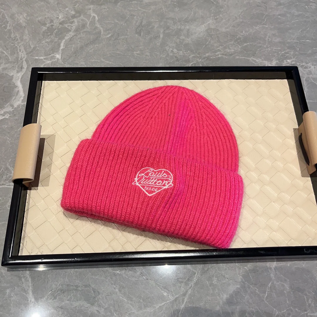 LV - Новая шерстяная шапка осенне-зимней коллекции - розовая
