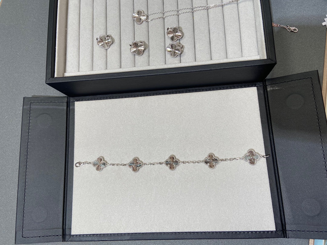 Van Vek - Браслет 019