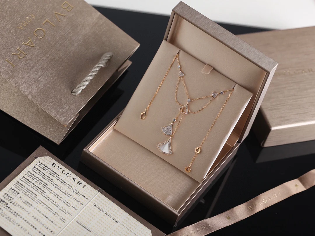 Bvlgari - Колье 090