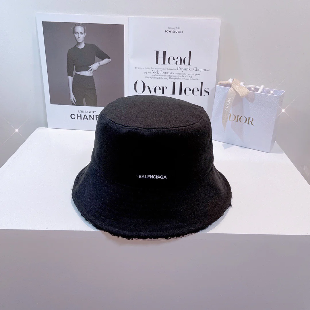 Balenciaga - Двусторонняя рыбацкая шляпа из овчины - Черная