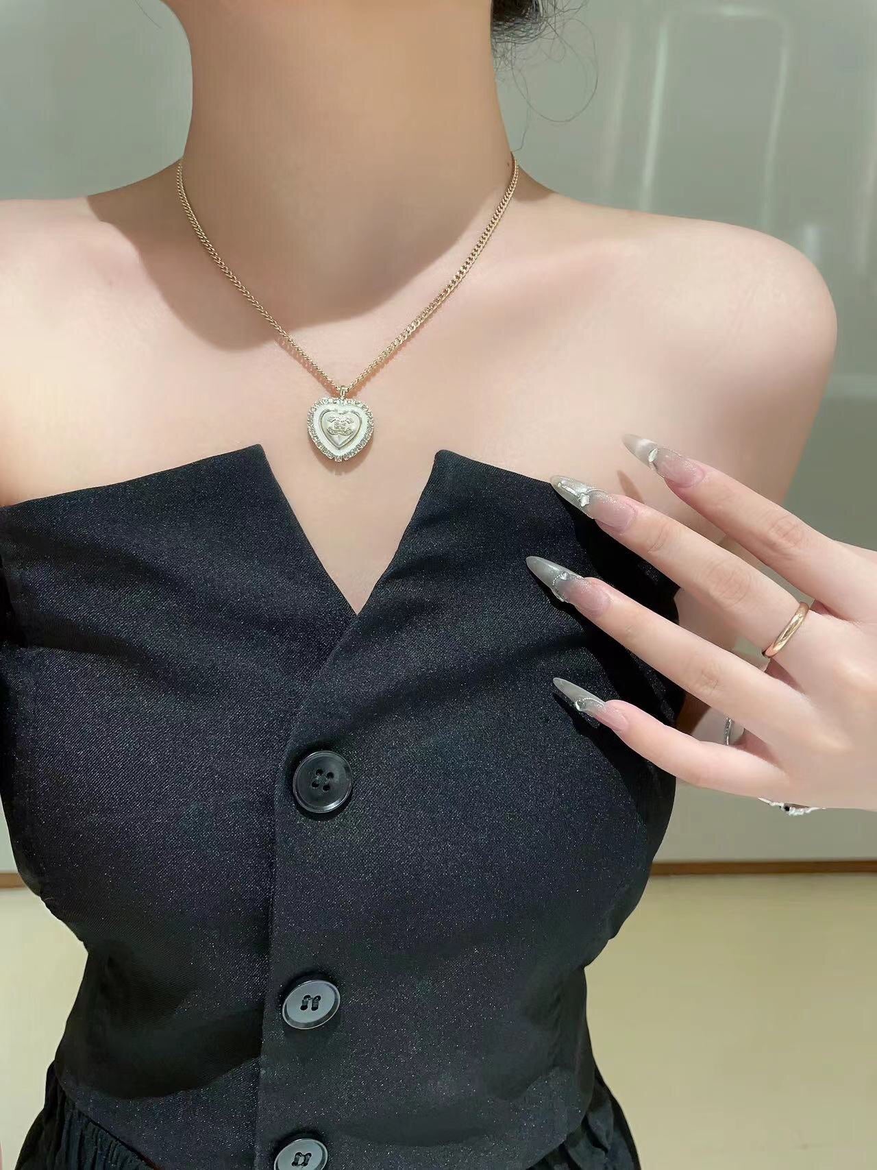 Колье Chanel 599