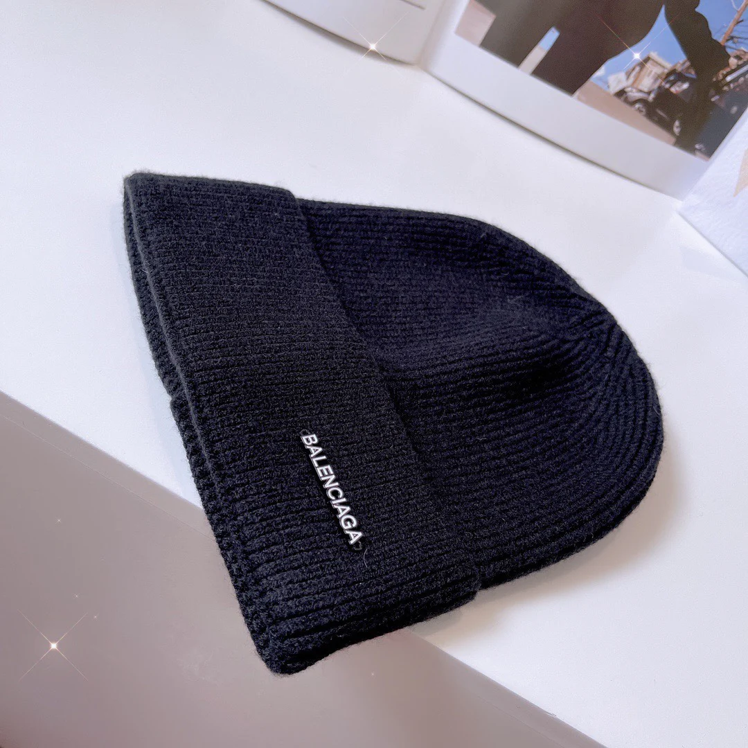 Balenciaga - Шерстяная шапка - Черная