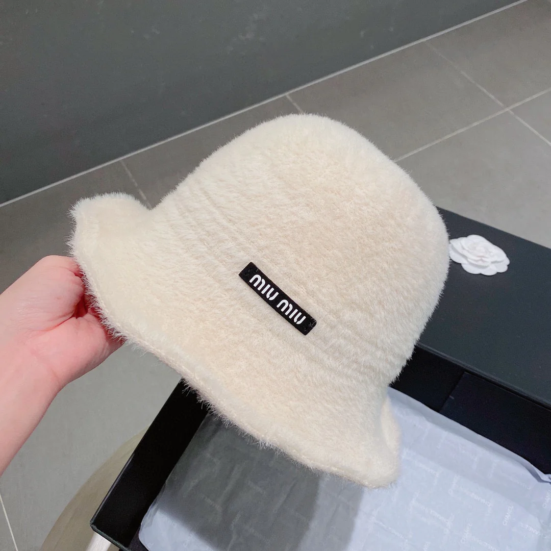 Miu Miu - Рыбацкая шляпа из норки - Белая