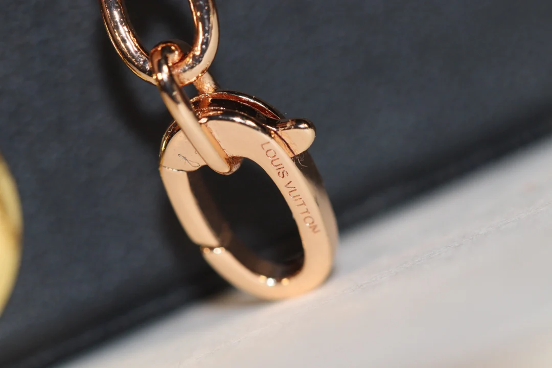 LV-Ожерелье 094