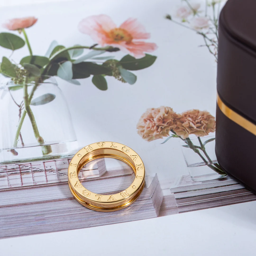 Кольцо Bvlgari 012