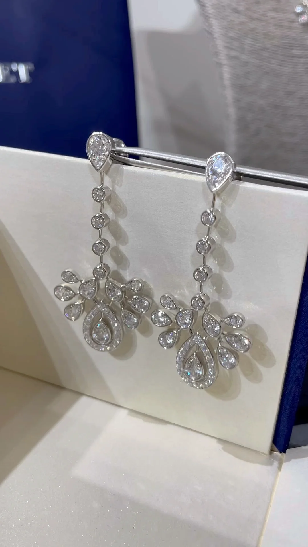 Серьги Chaumet 020