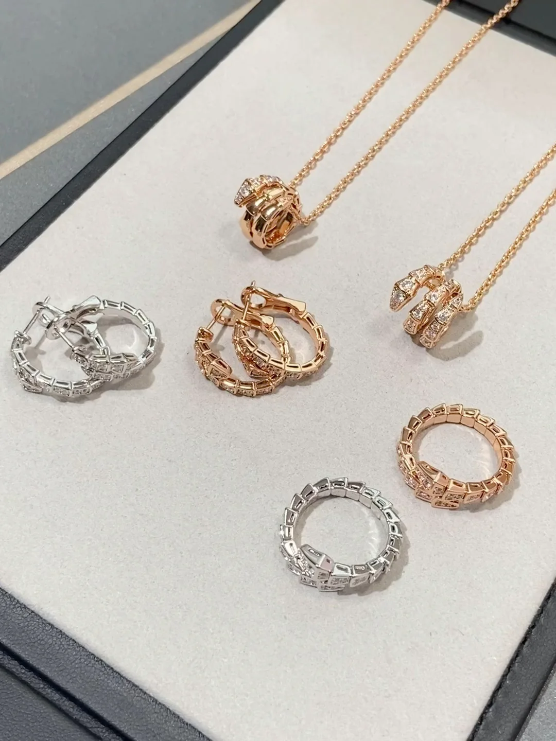 Bvlgari - Колье 093