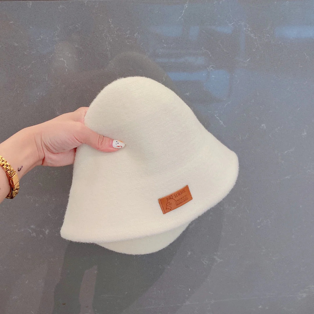 Lolwei - Рыбацкая шапка из кроличьей шерсти - Белая