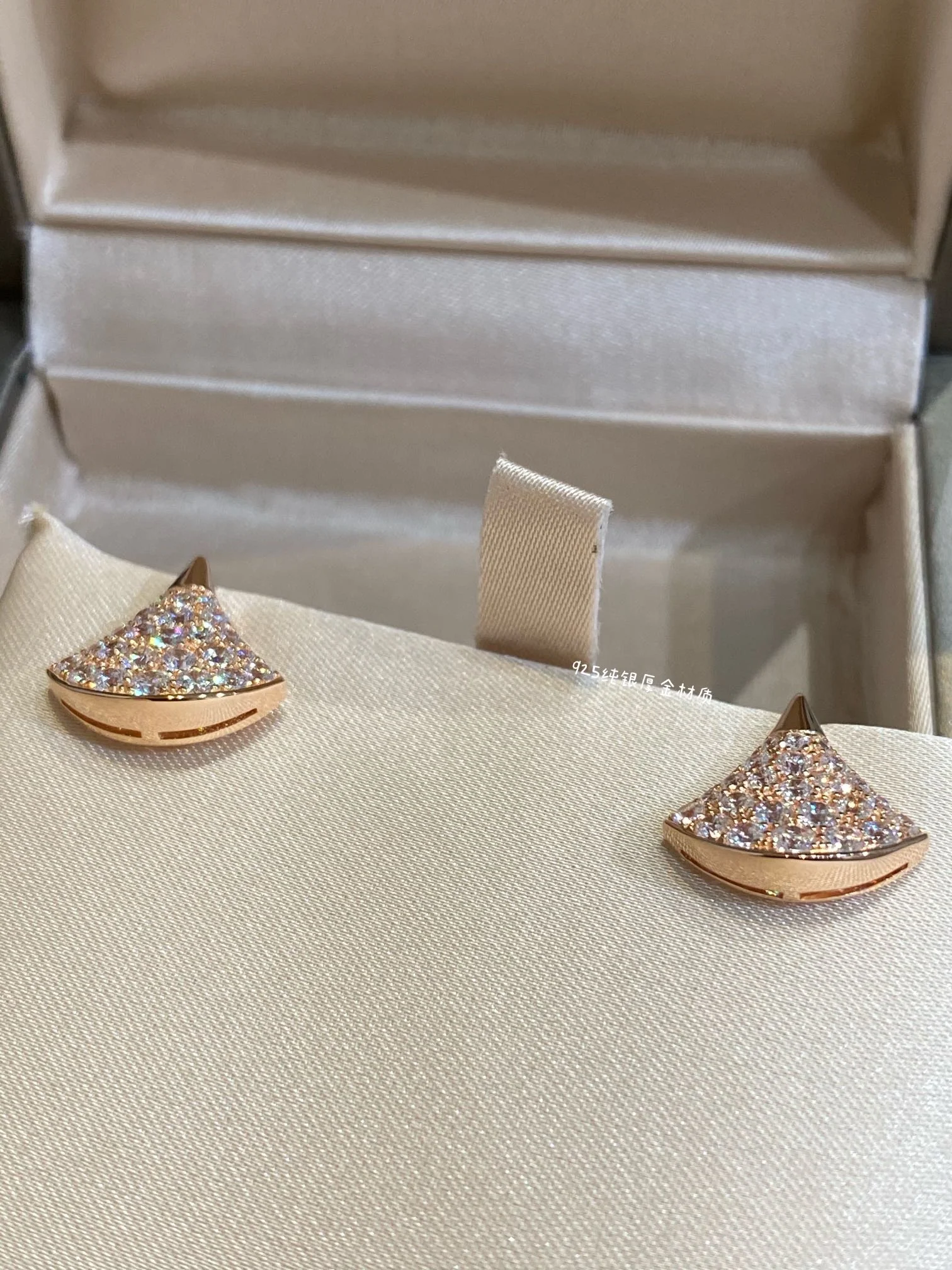 Серьги Bvlgari 035