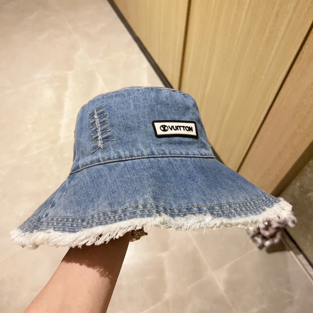 Новинка сезона весна/лето 2023 от LV - Джинсовая панама