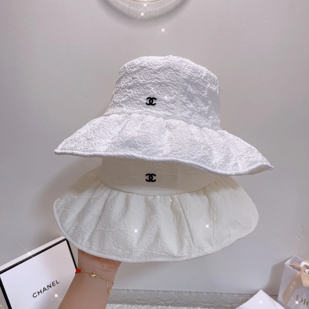 Chanel - Широкополая шляпа от солнца