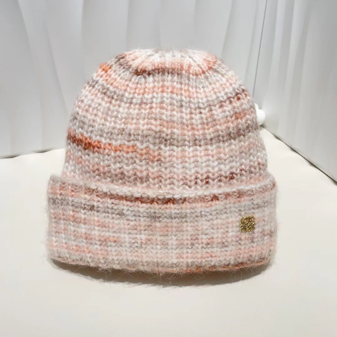 LOEWE - Простая вязаная шапка крупной вязки