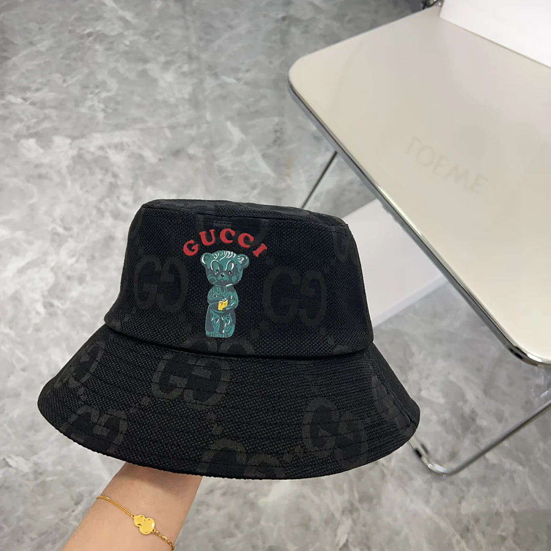 Панама Gucci с рисунком медведя - черная