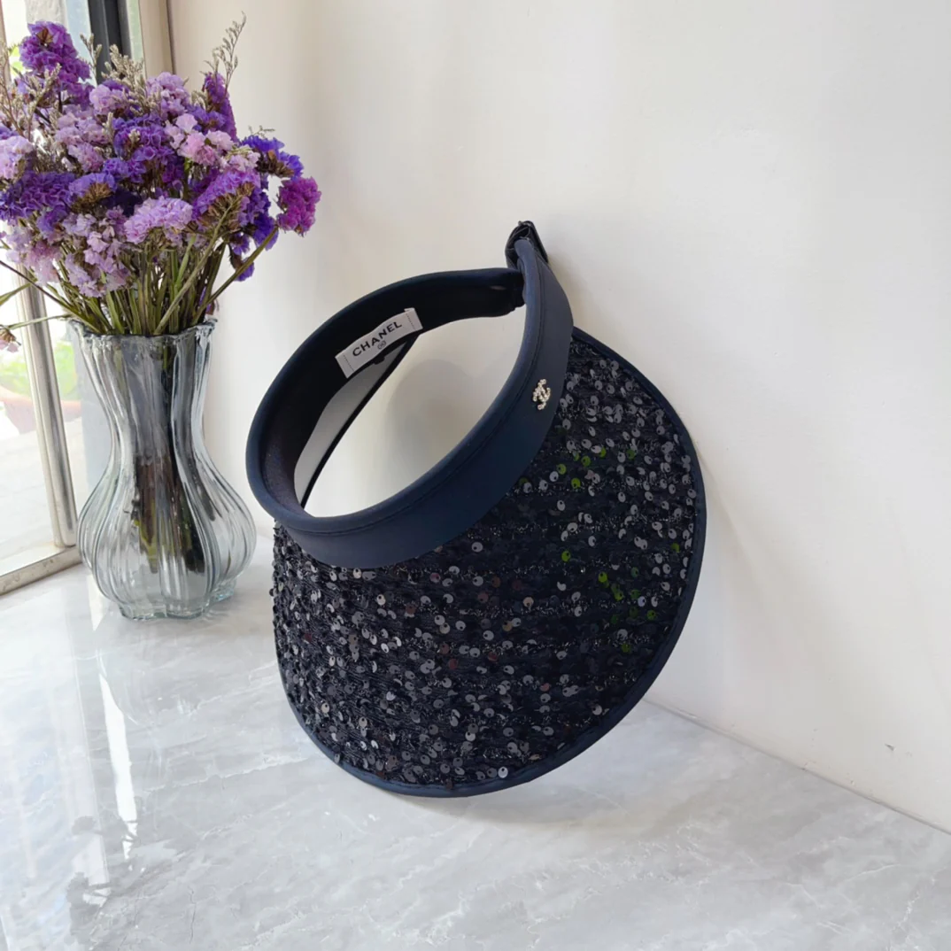 Новинка лета 2024 от Chanel - Солнцезащитная шляпа с пайетками - Черная