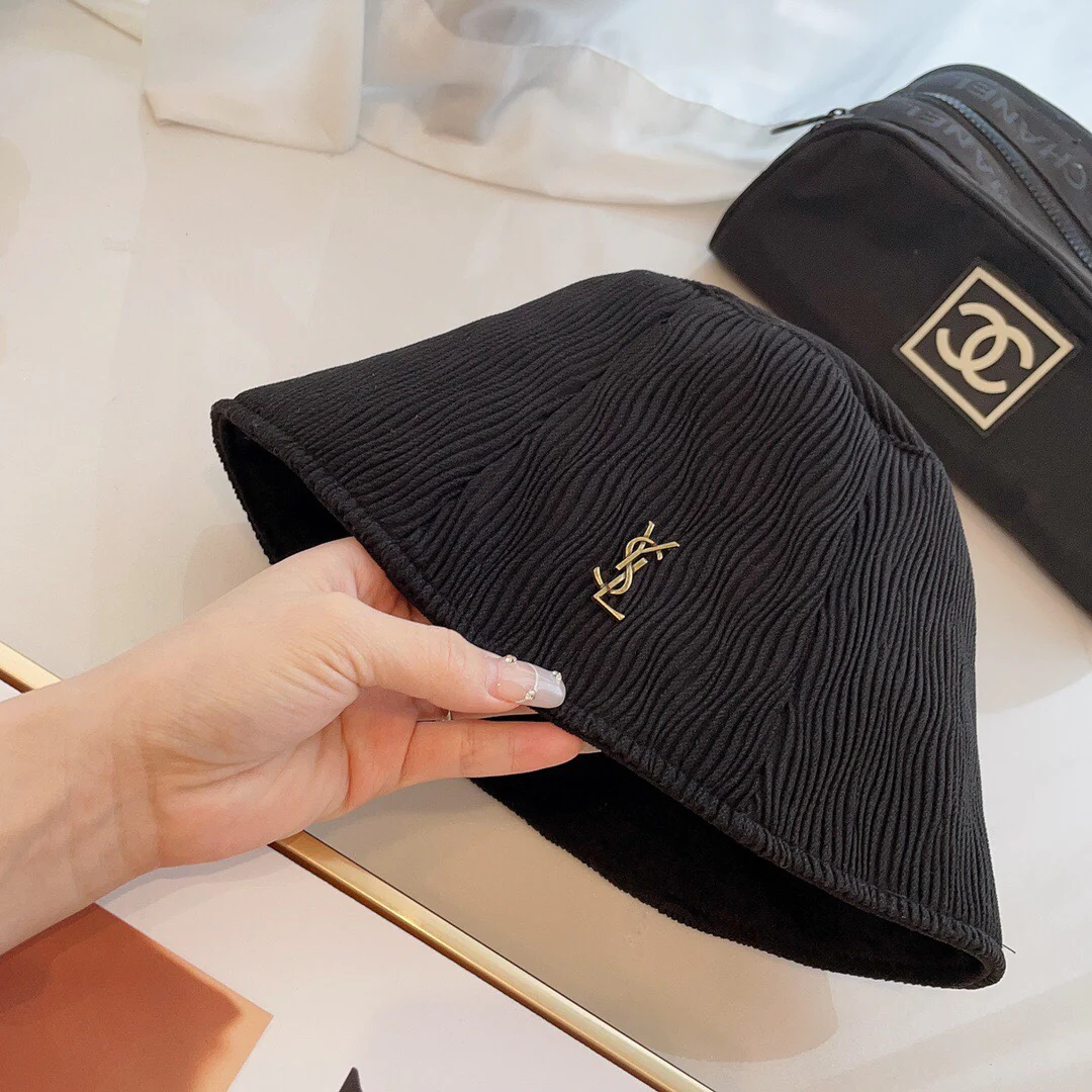 Saint Y-Lux - Рыбацкая шляпа ?Водяная рябь?