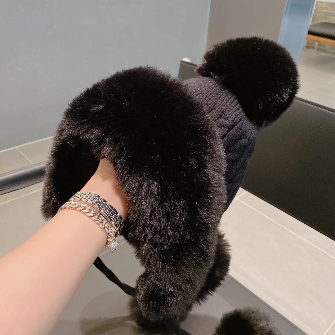 Шапка-бини Burberry с ушками - черная