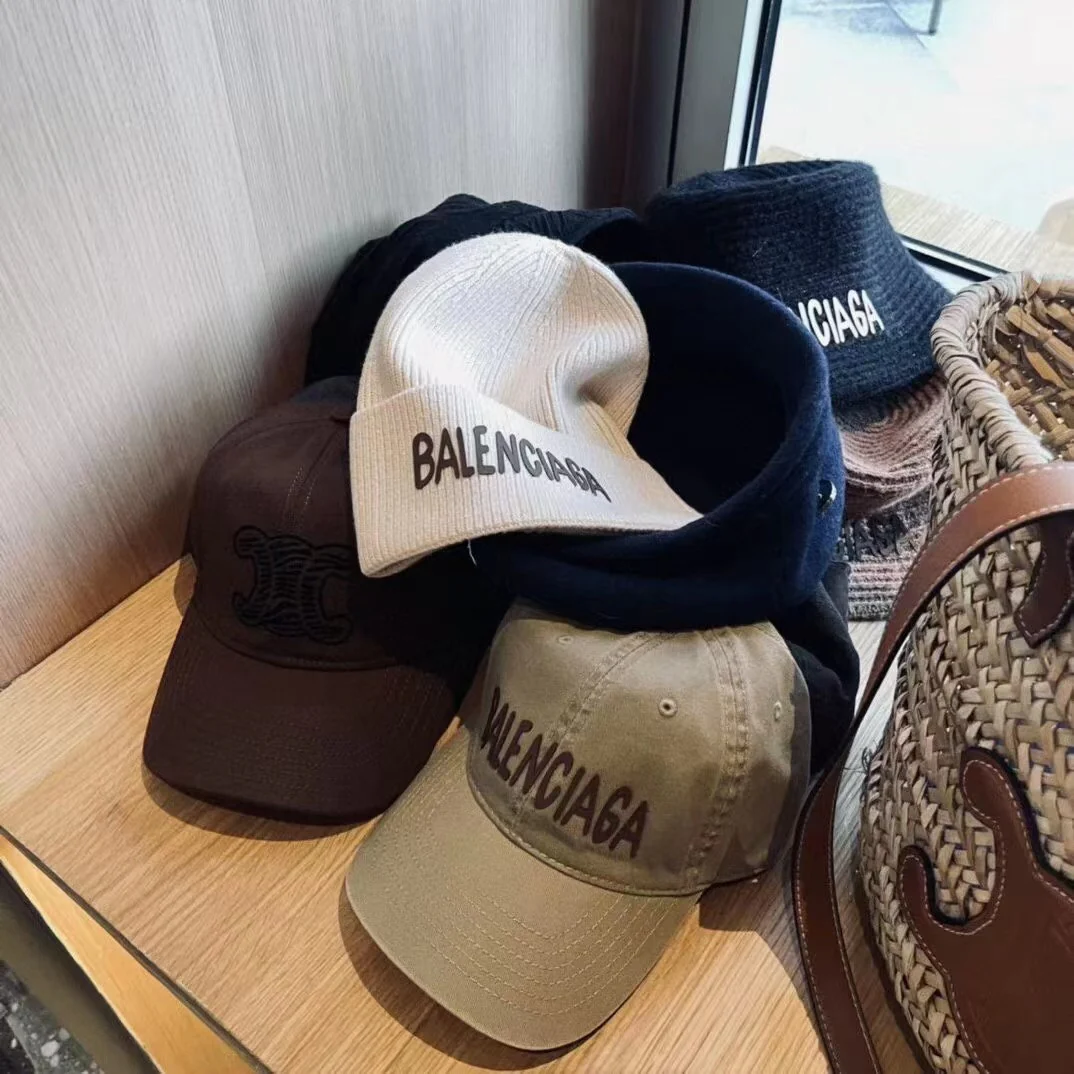 Бейсболка Balenciaga - унисекс - 1