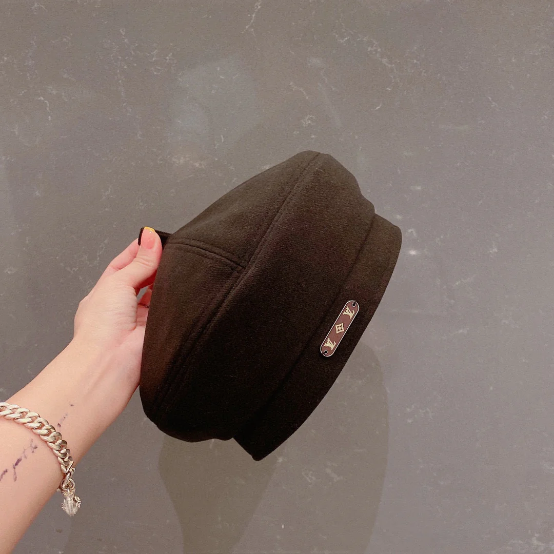 LV - Береты - Черные