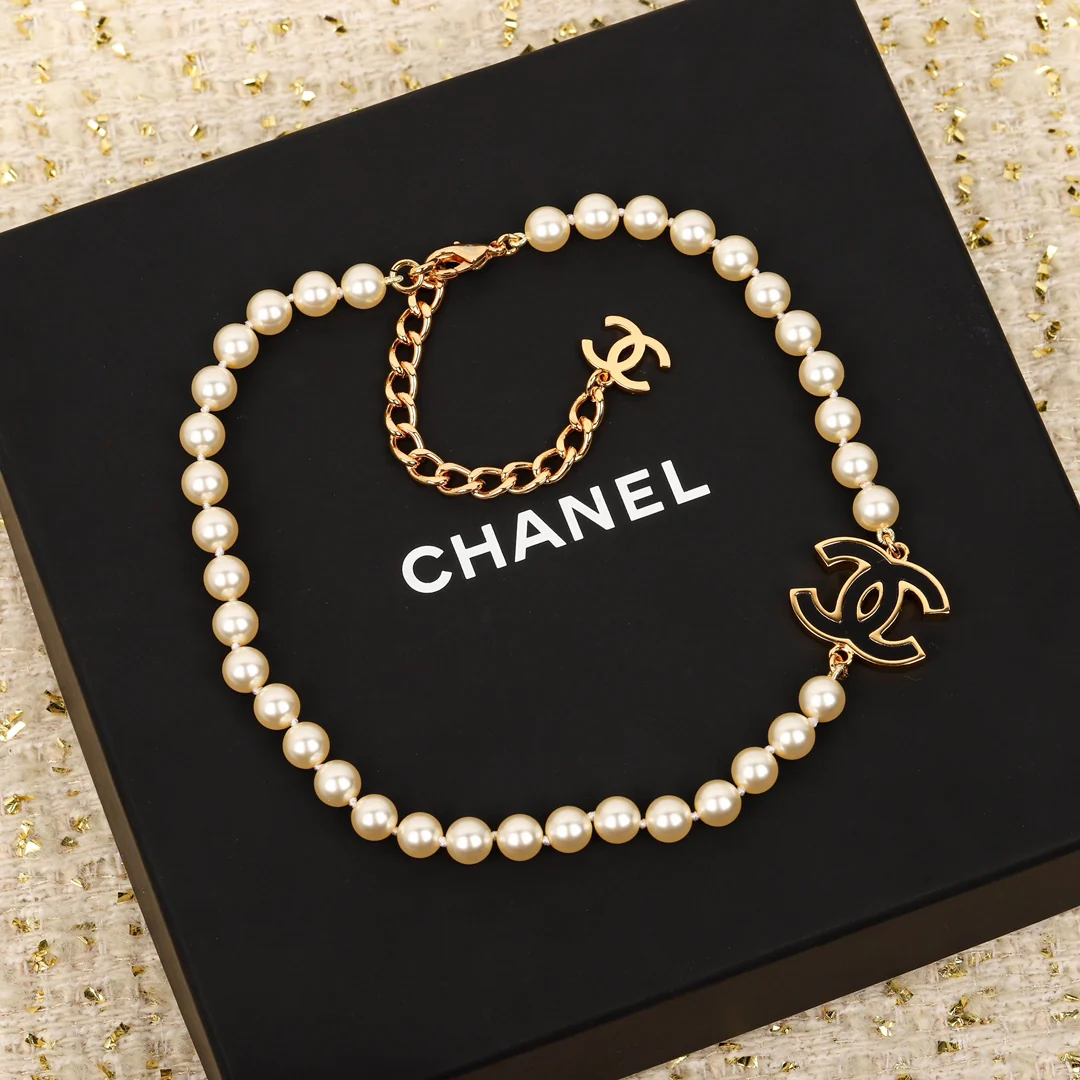 Chanel - Колье 543