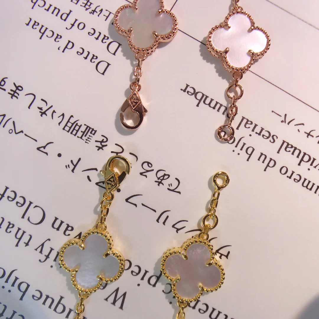 Браслет VCA - 18