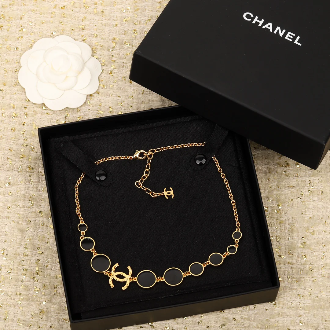 Колье Chanel 446